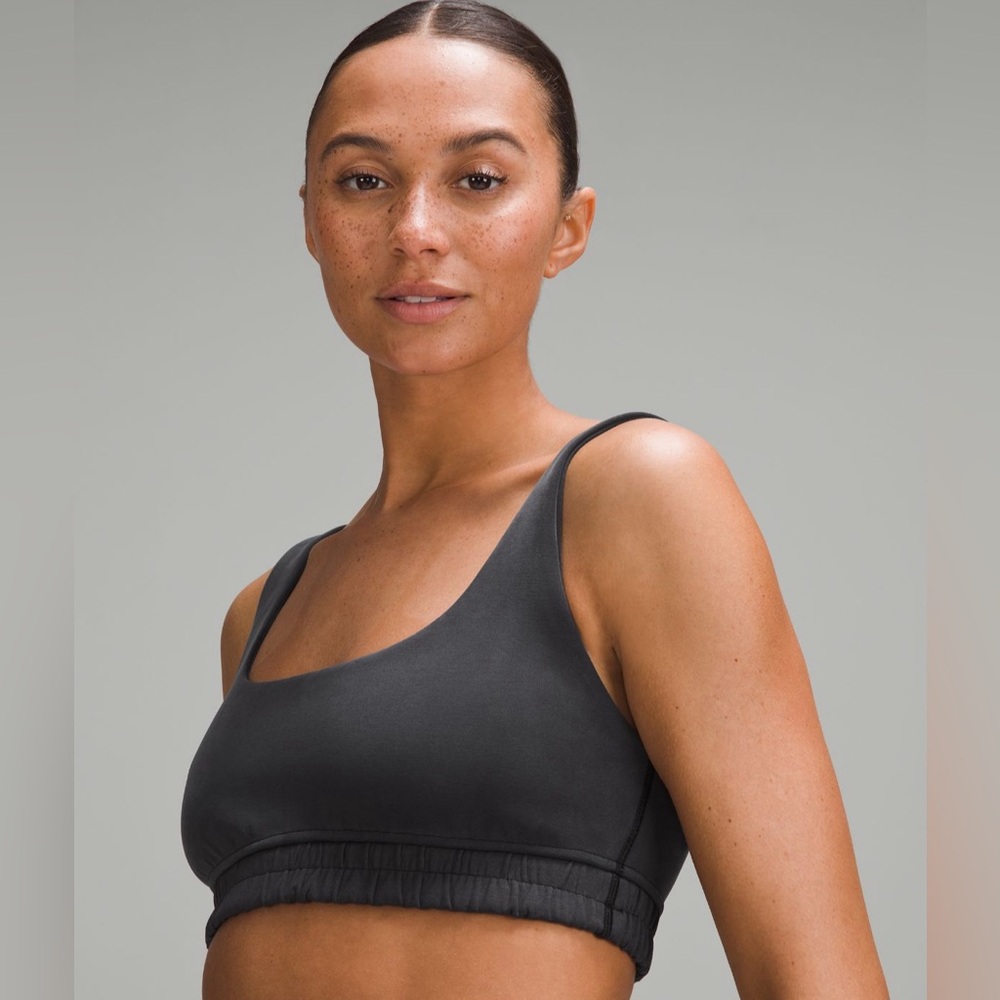 Lululemon Softstreme Scoop-Neck Bra